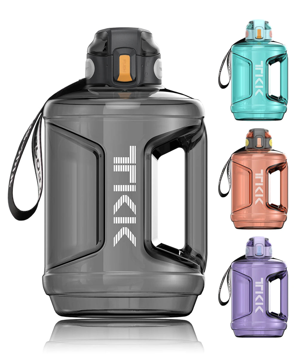Wholesale 2000ml Tritan Sport Water Bottles Direct Drinking BPA-Free Custom Logo Design Strap Thermal Features for Gym Usage